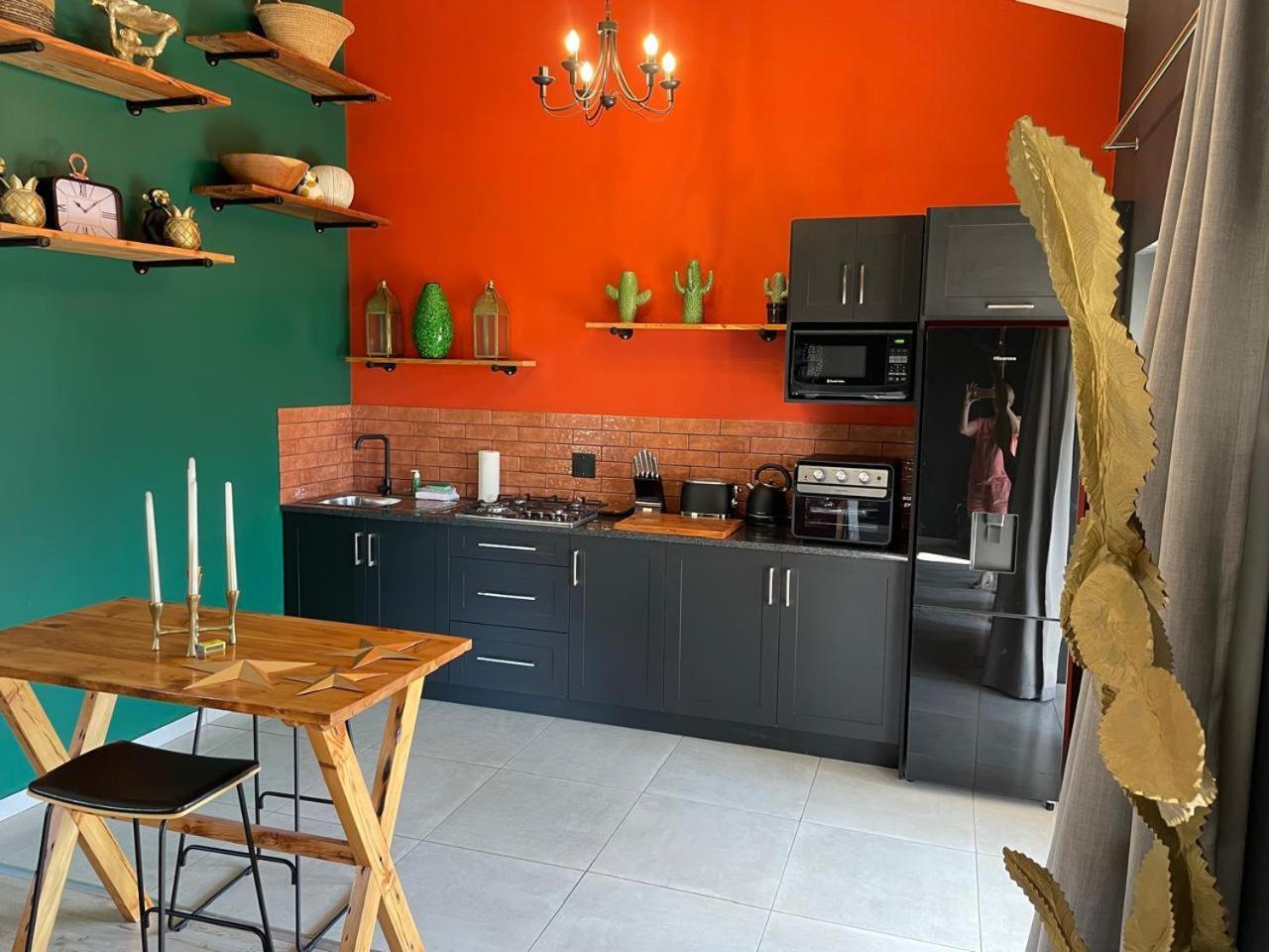 Periwinkle, Grove ,Acorn & Sage Cottages Clarens Rom bilde