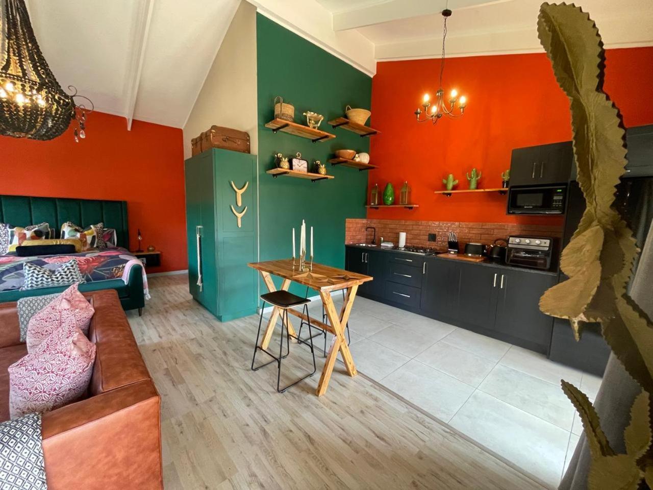 Periwinkle, Grove ,Acorn & Sage Cottages Clarens Rom bilde
