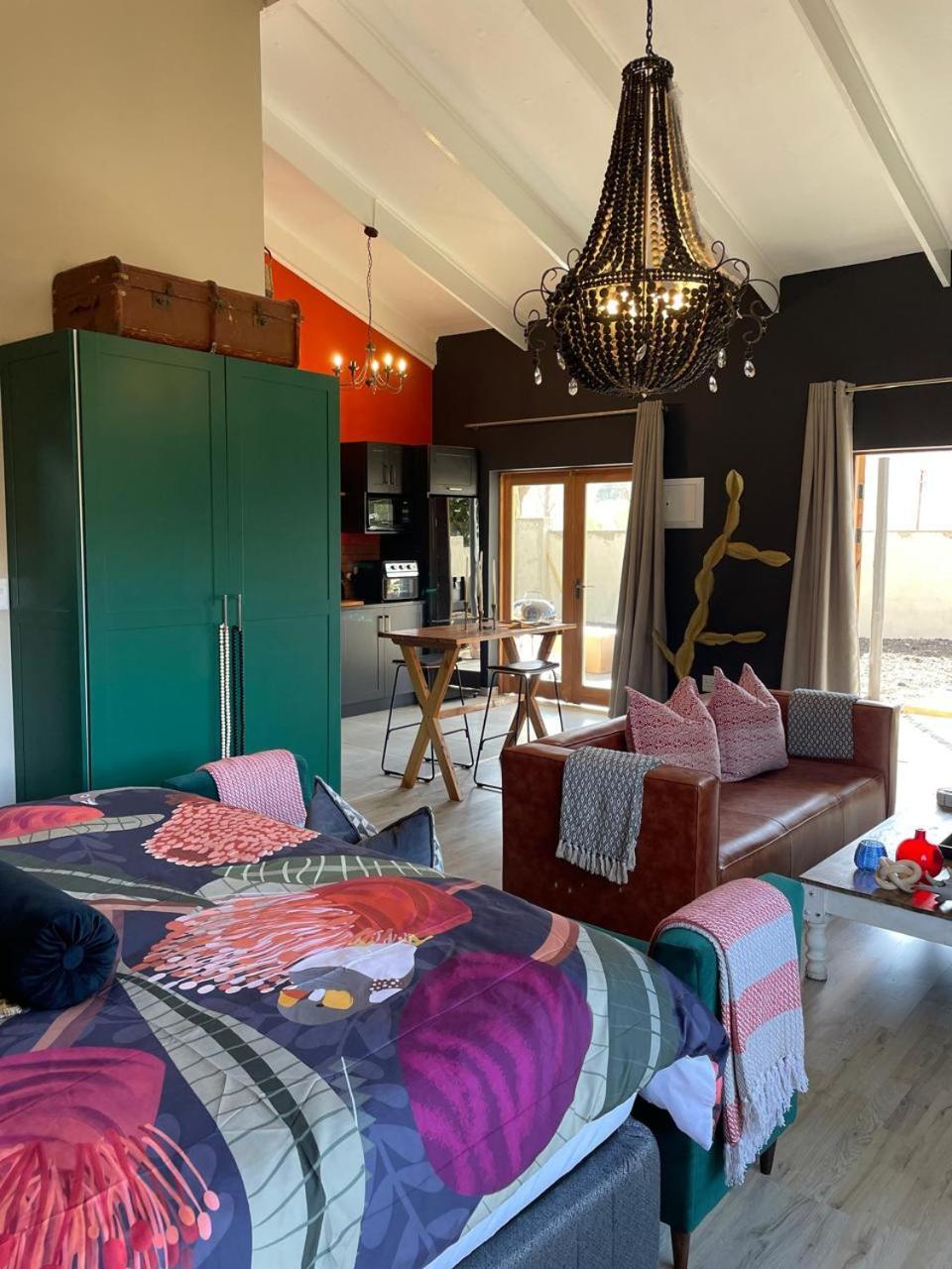 Periwinkle, Grove ,Acorn & Sage Cottages Clarens Rom bilde