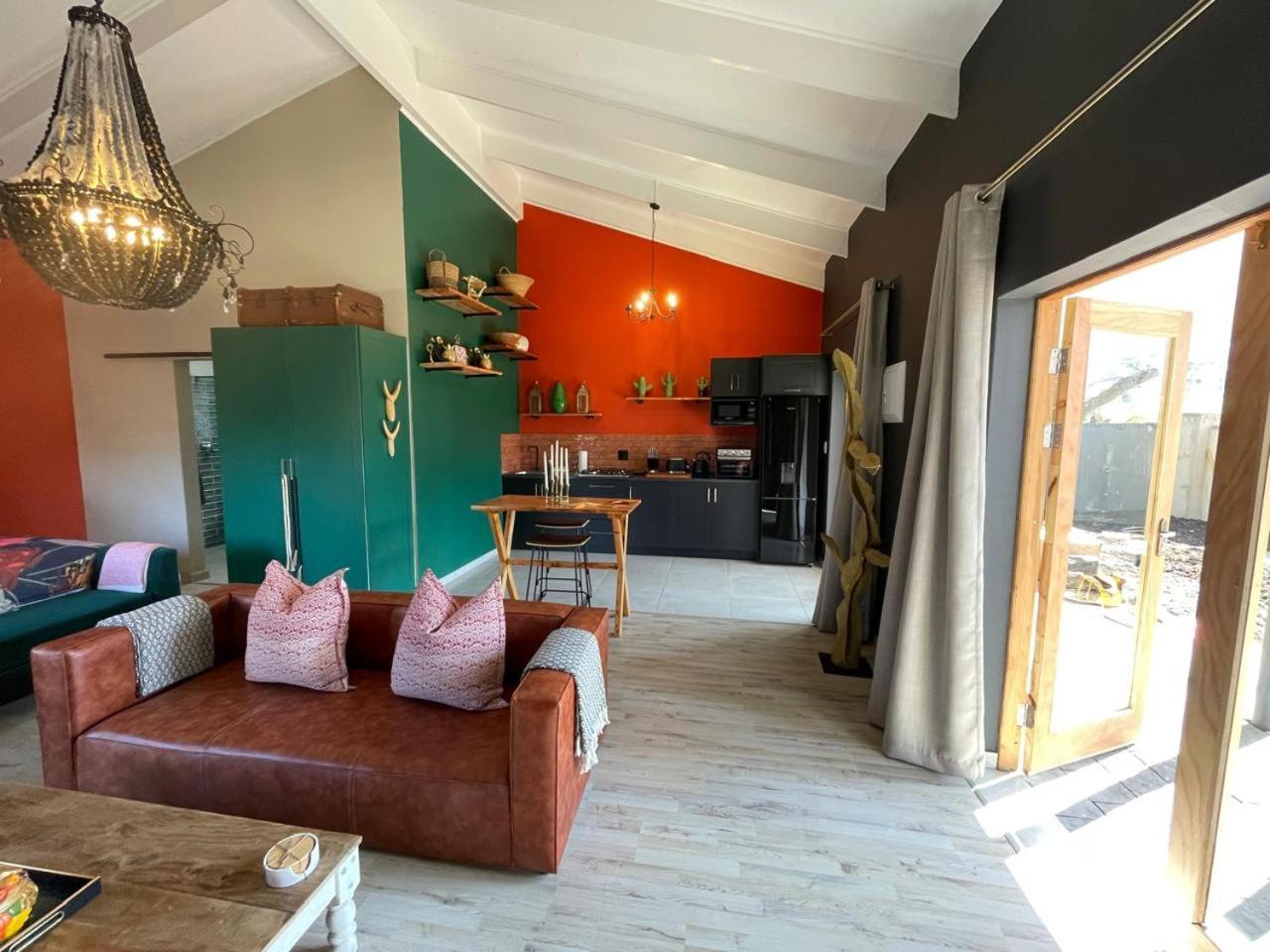 Periwinkle, Grove ,Acorn & Sage Cottages Clarens Rom bilde